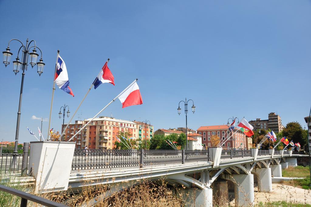 Apartment Ponte Delle Nazioni Πάρμα Δωμάτιο φωτογραφία